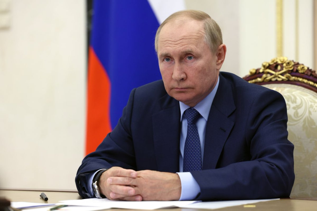 mae_rusia's tweet photo. 💬 Vladímir Putin: Las élites de los países occidentales están intentando frenar artificialmente el crecimiento de las naciones que ellos consideran parte de la periferia global, a la que están acostumbrados a explotar y utilizar como fuente de rentas, simplemente como colonias. https://t.co/KOK9sYZsBj