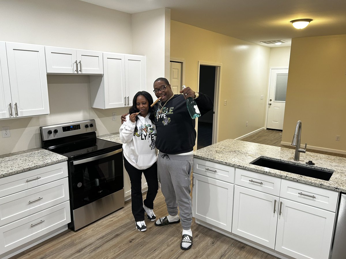 TimDavis309's tweet photo. Last week Recap…
#InvestmentOpportunities
#NCRealEstate
#1stTimeHomeBuyers
#TalkwithTim https://t.co/vr0Dwrudr9
