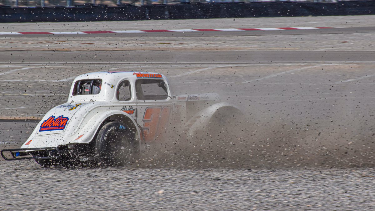 USLegendCars's tweet photo. Desert Offroading🧹

#SilverStateRCS | #INEX
@LVMotorSpeedway | #USLCI https://t.co/9iDzsdAJ7P