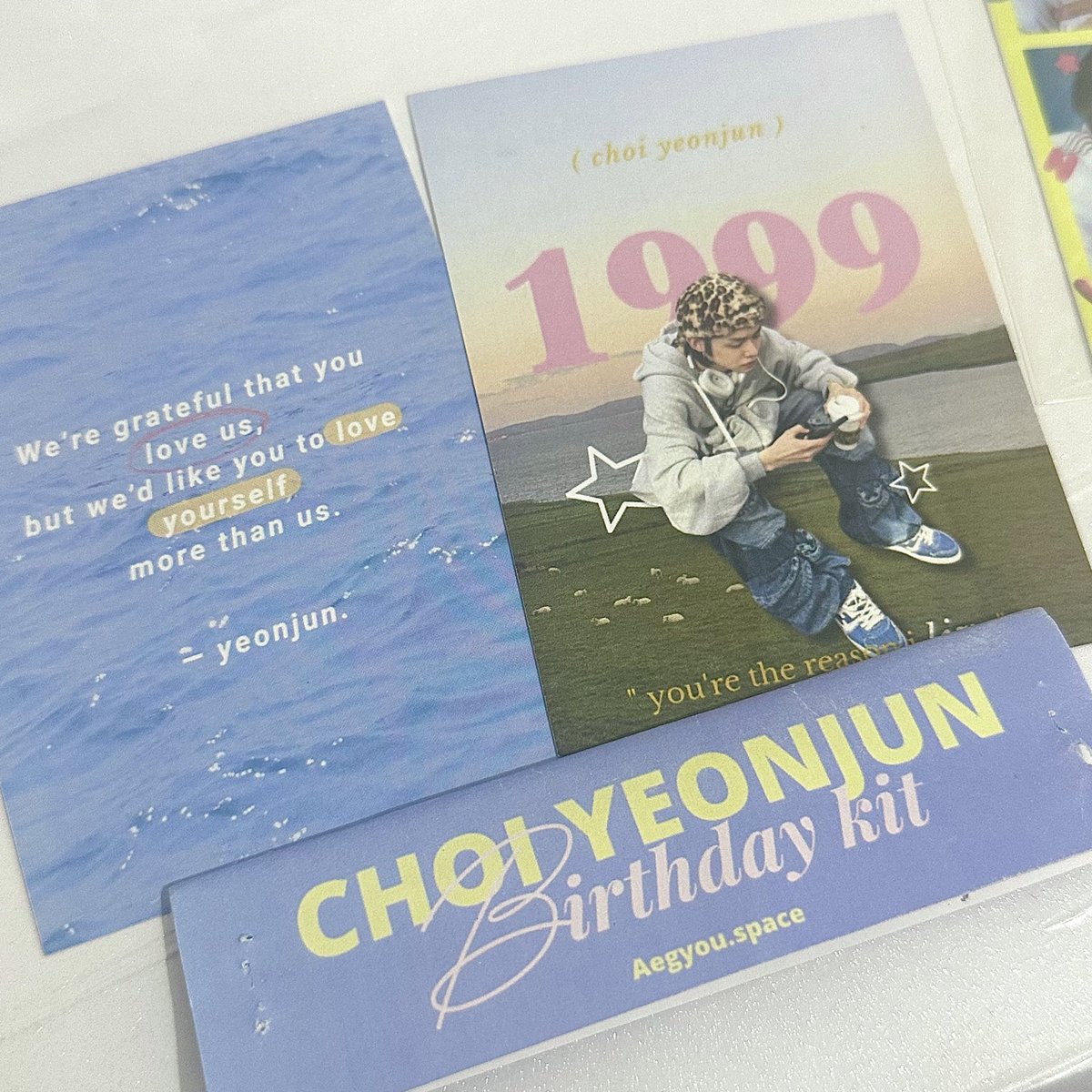 snowfairyjmn's tweet photo. yeonjun birthday kit☁️🎐

thank you so much for the smooth transaction<3 this is super pretty
#kkumi_reviews @kkumideul https://t.co/q4xCalnXxJ