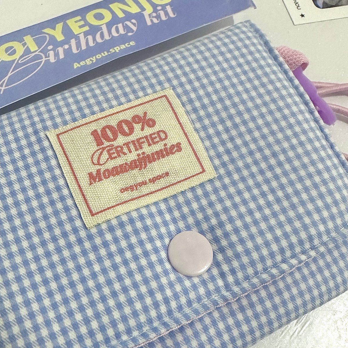 snowfairyjmn's tweet photo. yeonjun birthday kit☁️🎐

thank you so much for the smooth transaction<3 this is super pretty
#kkumi_reviews @kkumideul https://t.co/q4xCalnXxJ