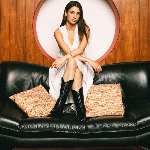 Edith unveils emotional masterpiece with latest album ‘In This House We Celebrate Heartbreak’ - #1999edith #eeeediith <a href="/eeeediith/">Edith</a> dlvr.it/SzqtQ9