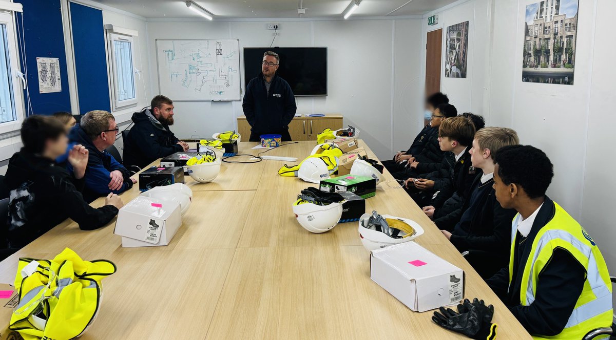 Our Y10 construction group enjoyed a visit to <a href="/BCEGIUK/">BCEGI UK</a> Middlewood Locks site this morning.  The pupils enjoyed learning about the various trades in the construction industry and experiencing a working construction site. Thanks to the site team and Lin for being wonderful hosts!