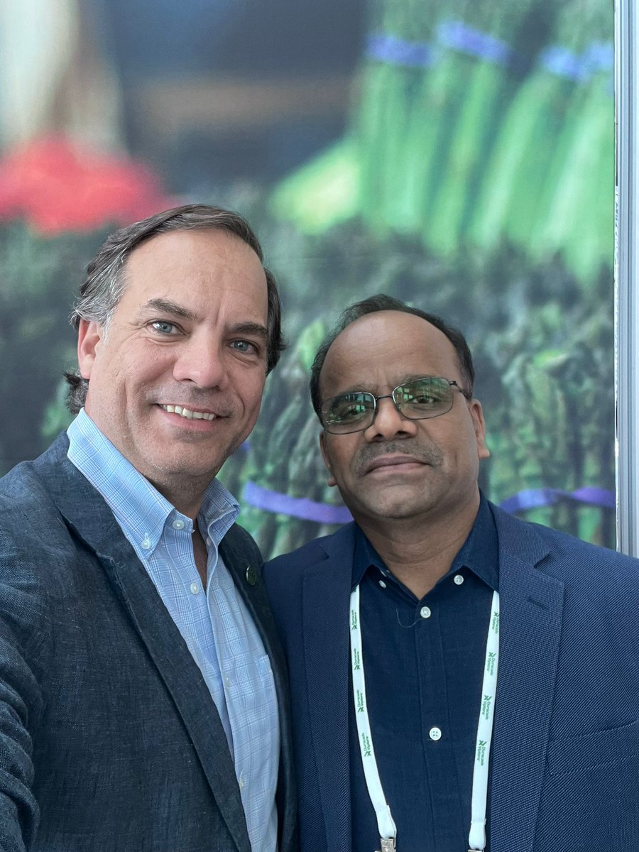 ISTAseedtesting's tweet image. At the @Better_Seed Congress in Orlando, FL, the @ISTAseedtesting President, Keshavulu Kunusoth,  &amp;amp; @SAA__seed Executive Director, Diego Risso, meet to discuss further collaboration on #ssedtesting

#seedquality #seedtest #ISTA