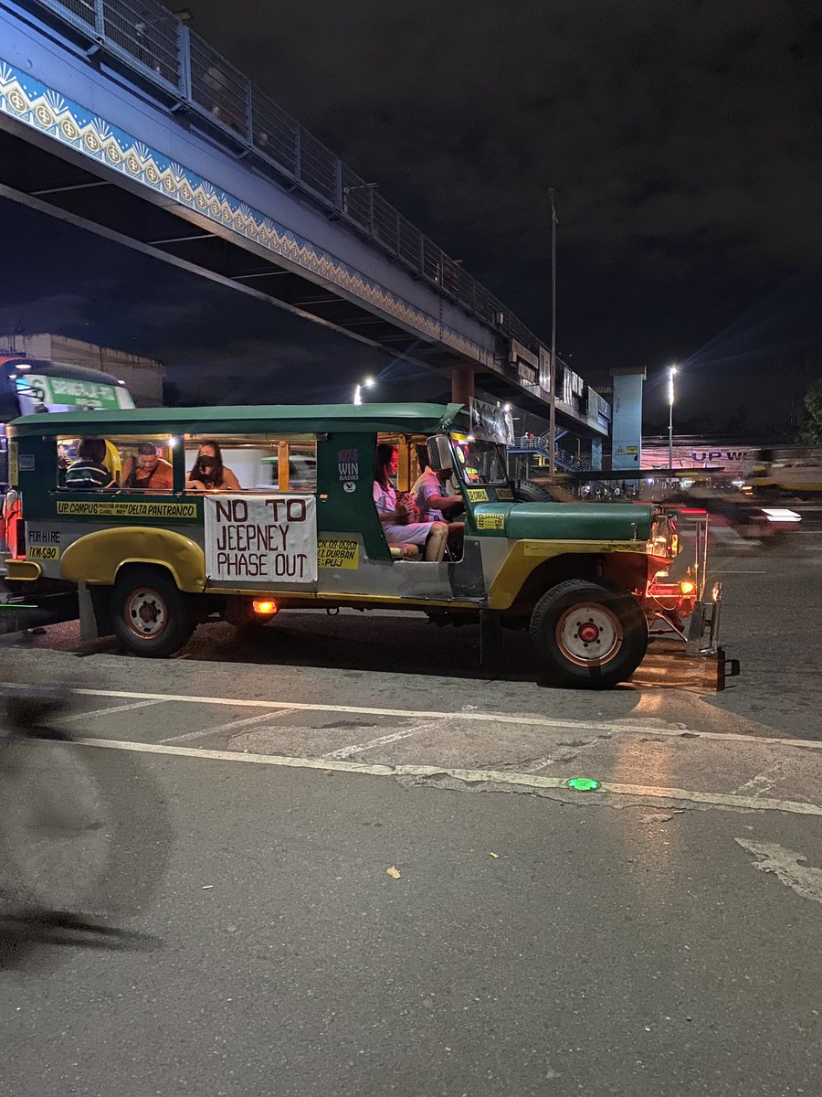 Sa December 31 ang itinakdang deadline para sa Public Utility Vehicle Modernization Program (PUVMP) at tuluyang phaseout ng mga traditional jeepneys.

Kasabay nito’y ang pagtaas ng pamasahe, mula sa kasalukuyang minimum fare na ₱12 ay magiging ₱40-50.

#NoToJeepneyPhaseout
