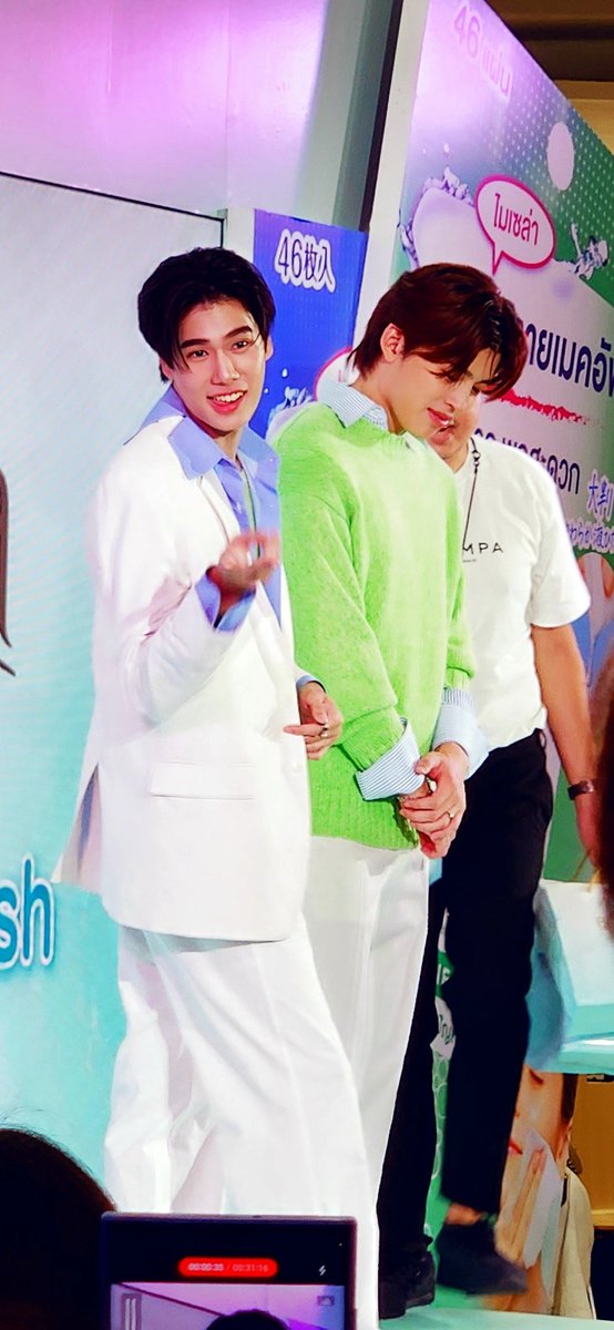 lynn_thy1's tweet photo. Day6 #06DEC
Describe the special qualities of PPW and how special it is to you.(1/2)
They always care, share everything together, or get angry aimlessly🤣  
#ปอนด์ภูวินทร์
#31DayChallengewithPondPhuwin
@phuwintang #phuwintang 
@ppnaravit #ppnaravit https://t.co/ID7jFEQyrE