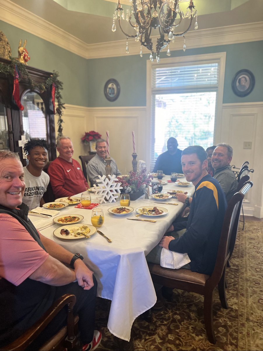 KJ Jackson✝️ (@kj_jackson_25) on Twitter photo Great In home visit yesterday. Im ready to be a hog🐗🐗 <a href="/CoachBPetrino/">Bobby Petrino</a> <a href="/CoachSamPittman/">Coach Sam Pittman</a> <a href="/CoachSFountain/">Scott Fountain</a> Great In home visit yesterday. Im ready to be a hog🐗🐗 <a href="/CoachBPetrino/">Bobby Petrino</a> <a href="/CoachSamPittman/">Coach Sam Pittman</a> <a href="/CoachSFountain/">Scott Fountain</a>