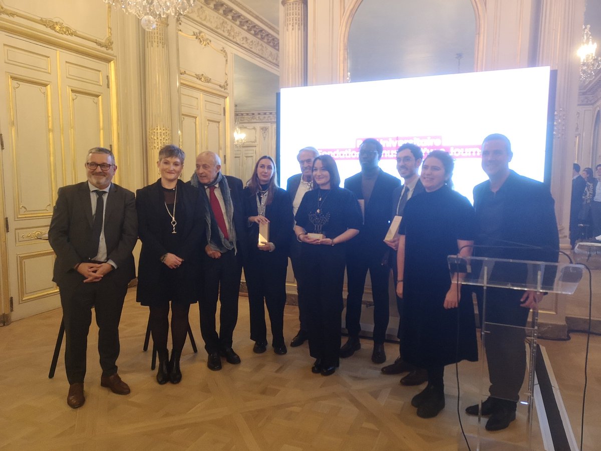 Annie De Vivie (@annie_de_vivie) on Twitter photo Félicitations aux chercheurs lauréats <a href="/ChaireTDTE/">Chaire TDTE</a> Fondation @Groupe_DomusVi
Prix coup de cœur pour une recheche sur les residences trans/intergénérationnelles
La clé ? Le lien social.
Il n'est pas inné, naturel mais demande un soutien professionnel
<a href="/Agevillage/">Agevillage</a> Félicitations aux chercheurs lauréats <a href="/ChaireTDTE/">Chaire TDTE</a> Fondation @Groupe_DomusVi
Prix coup de cœur pour une recheche sur les residences trans/intergénérationnelles
La clé ? Le lien social.
Il n'est pas inné, naturel mais demande un soutien professionnel
<a href="/Agevillage/">Agevillage</a>