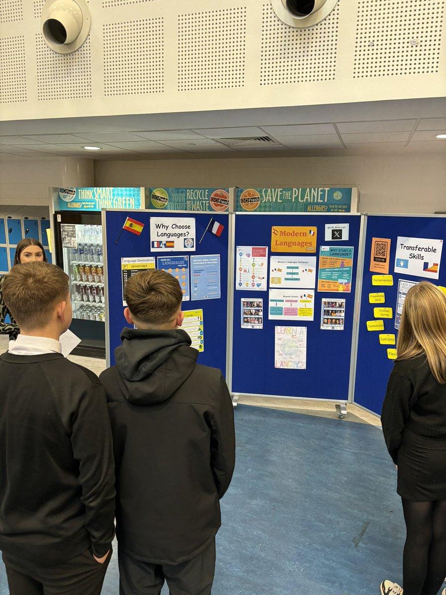 MrA_Sinclair's tweet image. Successful afternoon exploring #positivepathways @CarlukeHS with S2! ⭐️ #careers #curriculum #pathways #choices #learning @DYWCarlukeHS