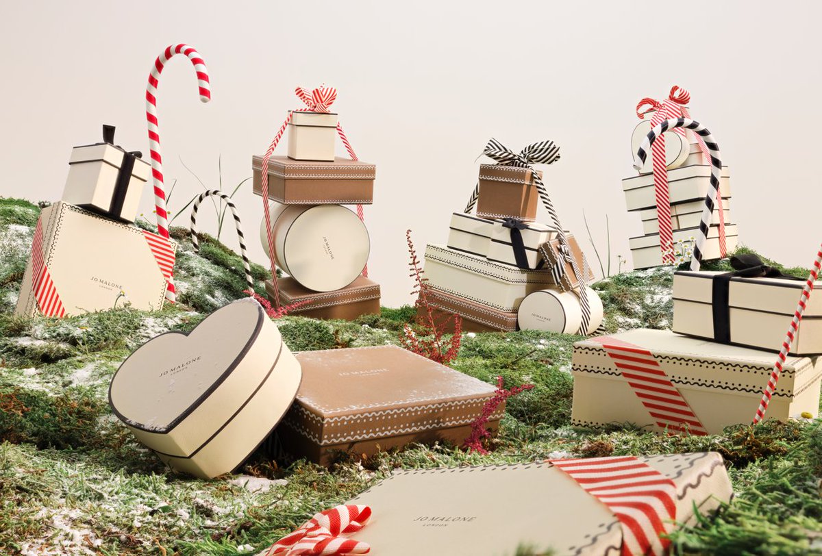 Join @JoMaloneLondon in-store on 14th December for a festive shopping event! Celebrate the season with a glass of fizz and treats while you find the perfect presents 🥂 🎁 No need to book – the event will run all day in accordance with store opening hours.