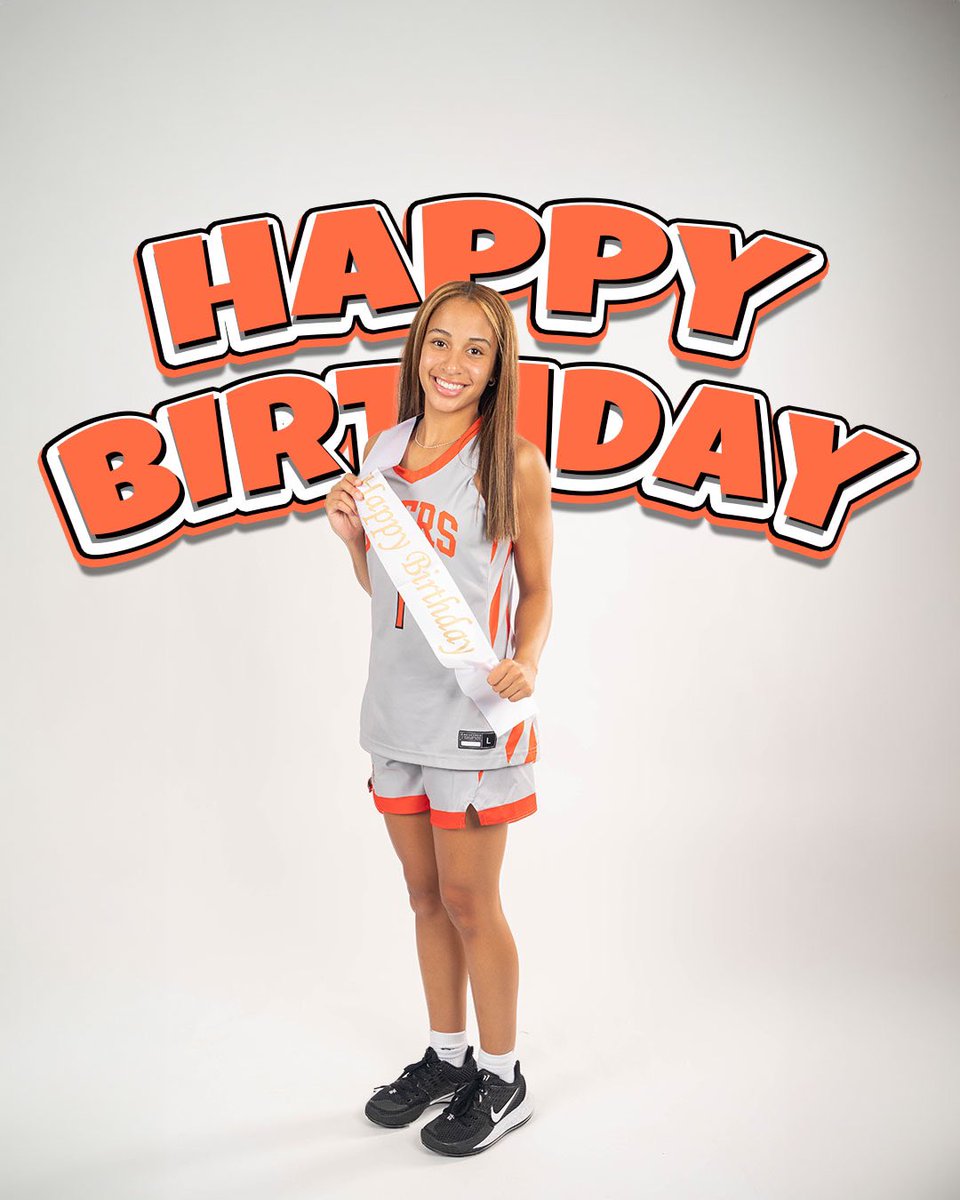 happy 19th birthday taylor!! 🥳🥳