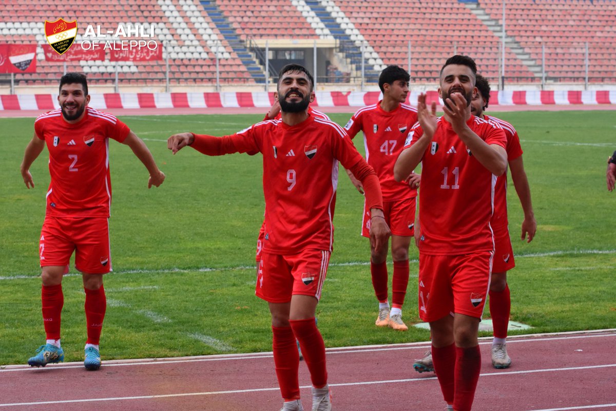 AlittihadSyria's tweet photo. 🟥الأهلي 2️⃣ 🆚 الجيش 1️⃣  ⬜

🔴سجل أهداف فريقنا : 
⚽ عبد الله نجار د 59
⚽ شارادك د66

📸 | لقطات من لقاء فريقنا | 
⁧
🟥#ASCMEDIA | #SPL #WEEK_8 https://t.co/vBPIu5SXIO