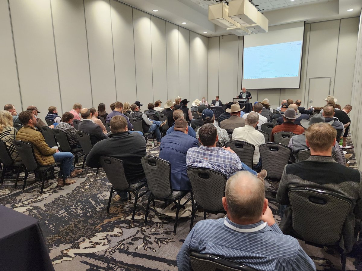 llockefield's tweet photo. It's a packed house discussing all things marketing at commerce at the @NECattlemen convention today! 
#JoinUs #MembershipMatters #TopicsThatMatter #BeefState https://t.co/Jlc3ZufbwE