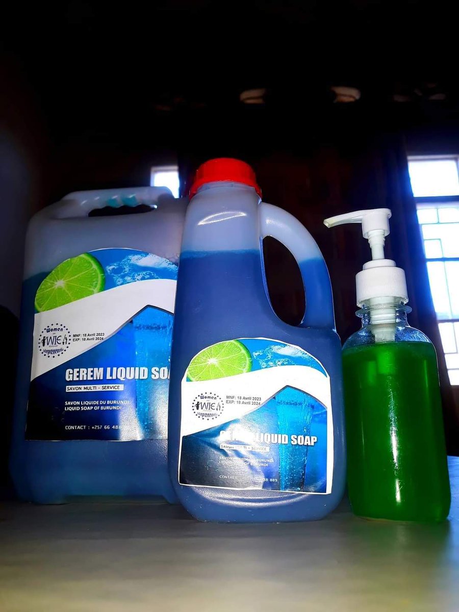 memelo2013's tweet image. @BurundianTweets 
Voici le #Savon #multiusage made in #Burundi by a #women #Company.iramota caane,irafata,ifise urufuro rwinshi,akabirya nuko naho ukenera iya 1000BIF tuguha,en plus ufise emballage yawe prix icikoroka.
Akura kuri +257 66 488 889(whatsp et appel simple)