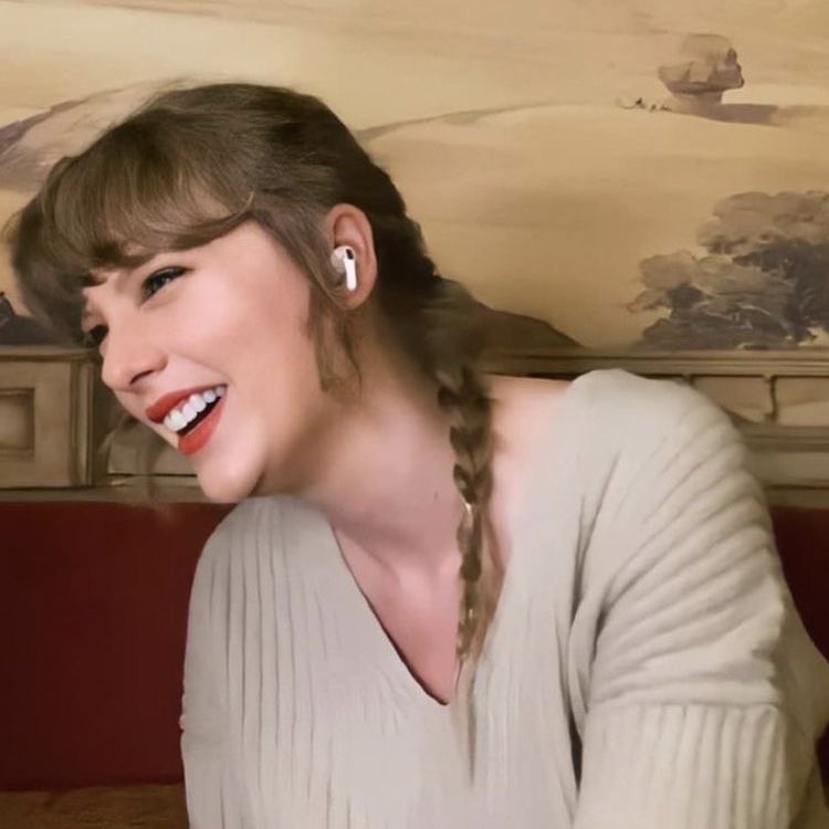 shawnxniallx's tweet photo. abro hilo de consejos que ha dicho Taylor Swift y que pueden ayudarte/ servirte

la vida es sobre dejar ir y mantener cosas, no puedes quedarte con algo toda la vida decide que quieres mantener y deja ir a las cosas negativas https://t.co/nIIloj91Cb