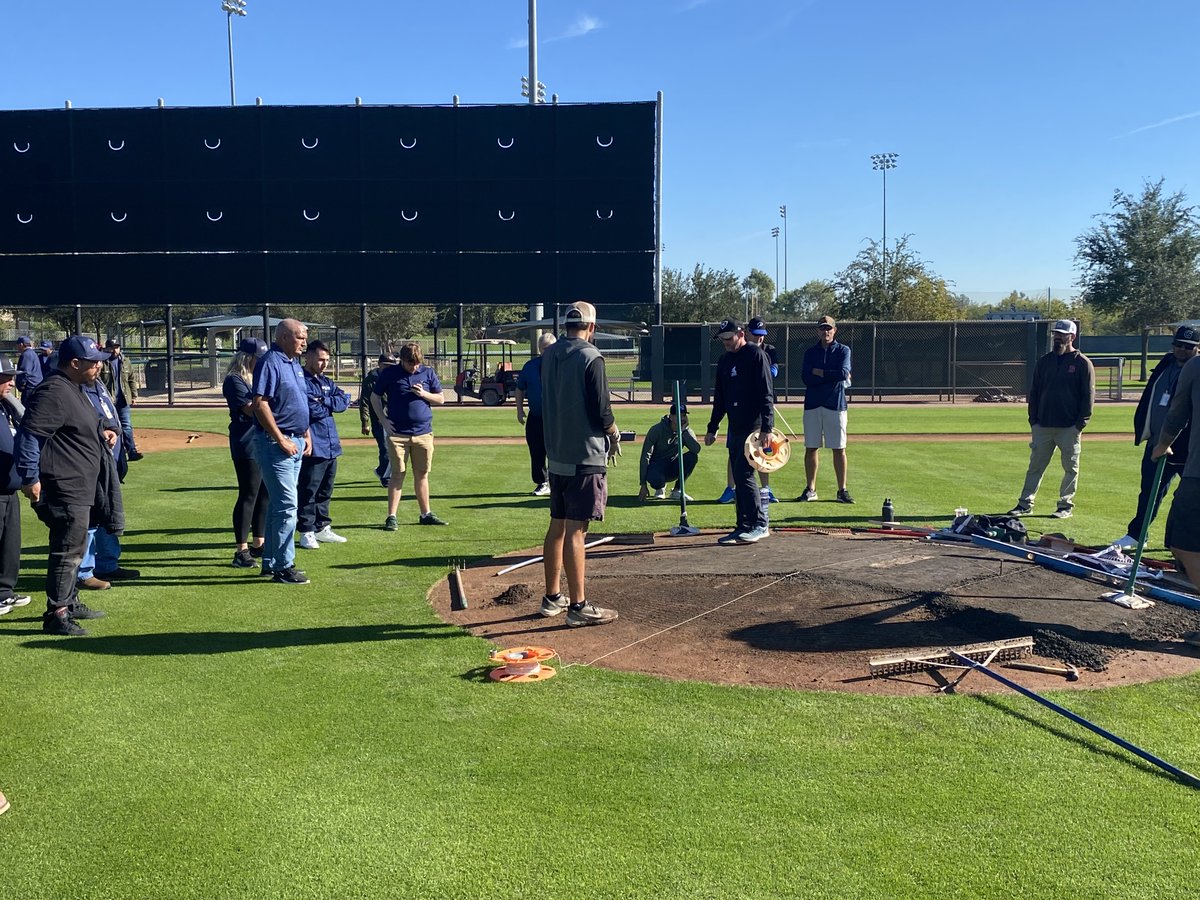 TucsonParksRec's tweet photo. The Tucson Parks and Recreation ballfield crew hit a home run yesterday at a special training opportunity. They spent the day at the Camelback Ranch spring training facility in Phoenix to learn about different work styles in professional ball fields. https://t.co/rGoifP3jkL