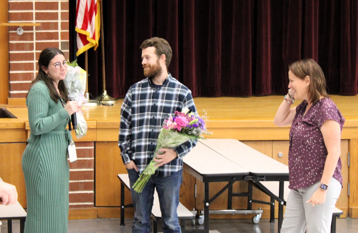 Proud2BeHTSDac's tweet photo. Congratulations to Mrs. Danielle Pulli for being awarded Educational Support Professional of the Year. Mrs. Pulli is a School Psychologist and Behavior Analyst at William Davies Middle School.
#Proud2BeHTSD https://t.co/TynF1MwwdF