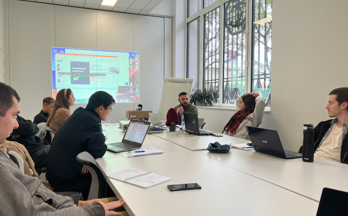 🗣 Dernière réunion pour 2023 avec les ingénieurs de plate-formes subventionnés par Carnot STAR dans 9 de nos unités !

L'occasion de :
🔹Partager expériences et besoins
🔹Construire des #projets inter-labos
🔹Préparer les prochains événements comme @BIOFIT_EVENT !

#teamwork