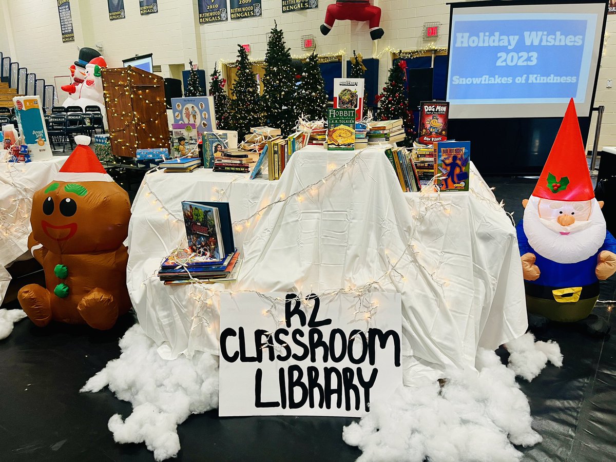 Incredibly grateful for these ladies, their hard work and their dedication to building #R2ClassroomLibraries. Especially excited that our #LESlabs were chosen as a recipient <a href="/blythewood_401/">Blythewood 401</a> #HolidayWishes <a href="/RichlandTwo/">Richland School District Two</a> <a href="/langfordlabs/">Langford Elementary</a> <a href="/LEPrincipal01/">Kaseena Jackson</a>