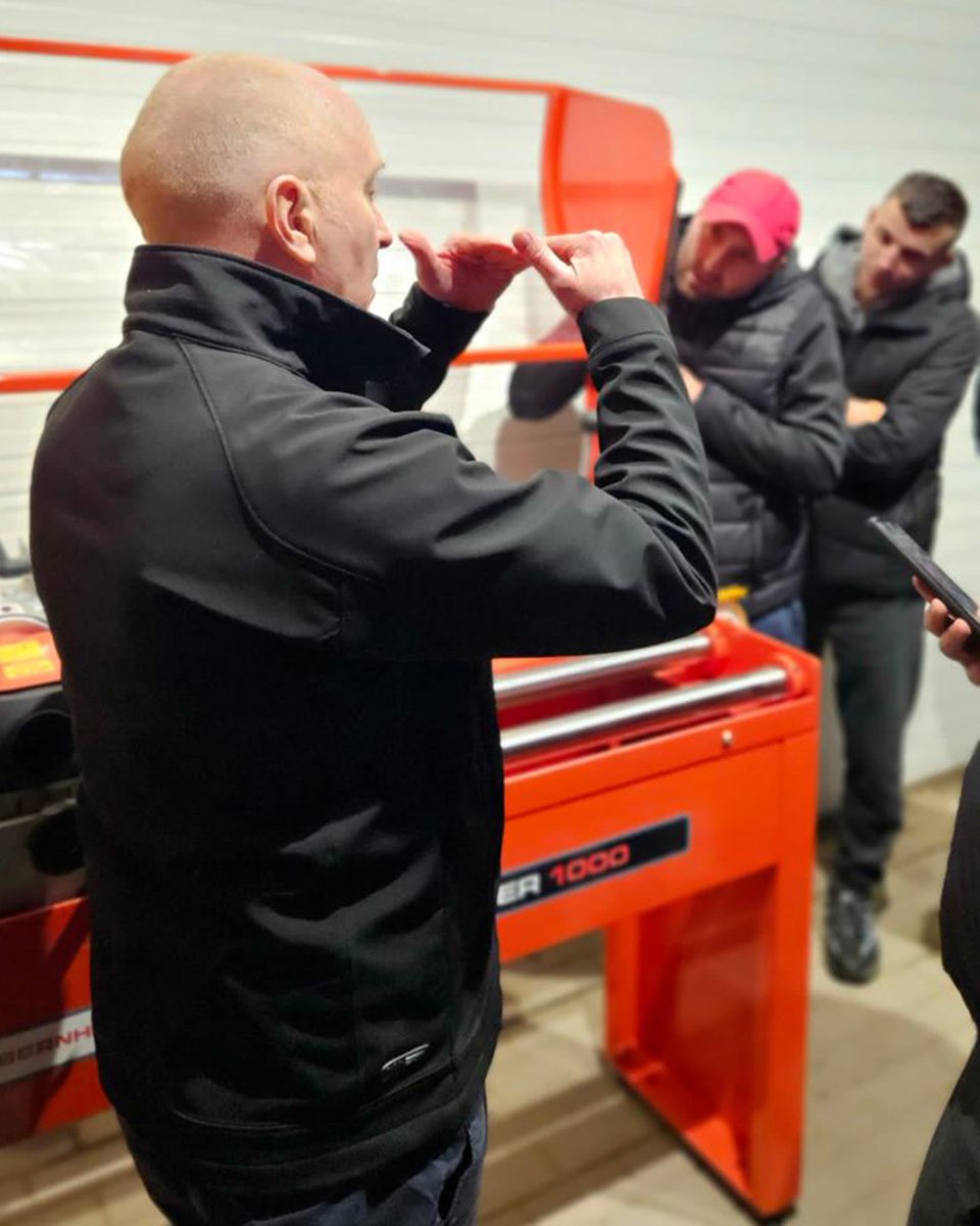 @promagolf led a fantastic seminar and demo day at <a href="/BlackWaterGCPL/">BlackWater</a> in Poznan, engaging with greenkeepers and mechanics from the region, in support of our Polish distribution partner, <a href="/perfetto/">Perfetto</a>   

Despite the chilly weather, the turnout and atmosphere were fantastic, and