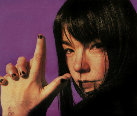 3CC0__'s tweet photo. Björk (1995) https://t.co/6dhlF20Ewd