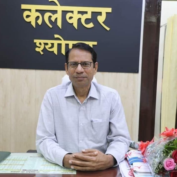 Collectorsheop1's tweet photo. कलेक्टर एवं जिला मजिस्ट्रेट श्री संजय कुमार द्वारा ग्राम रामनगर निवासी श्री देवीराम बैरवा की माखनाखेडली स्थित भूमि पर कब्जा करने वाले मान सिंह पुत्र सुरजीत सिंह निवासी हरगोविन्दपुरा प्रेमसर को जेल भेजने की कार्यवाही की गई है।
@JansamparkMP https://t.co/zITrmOnqov