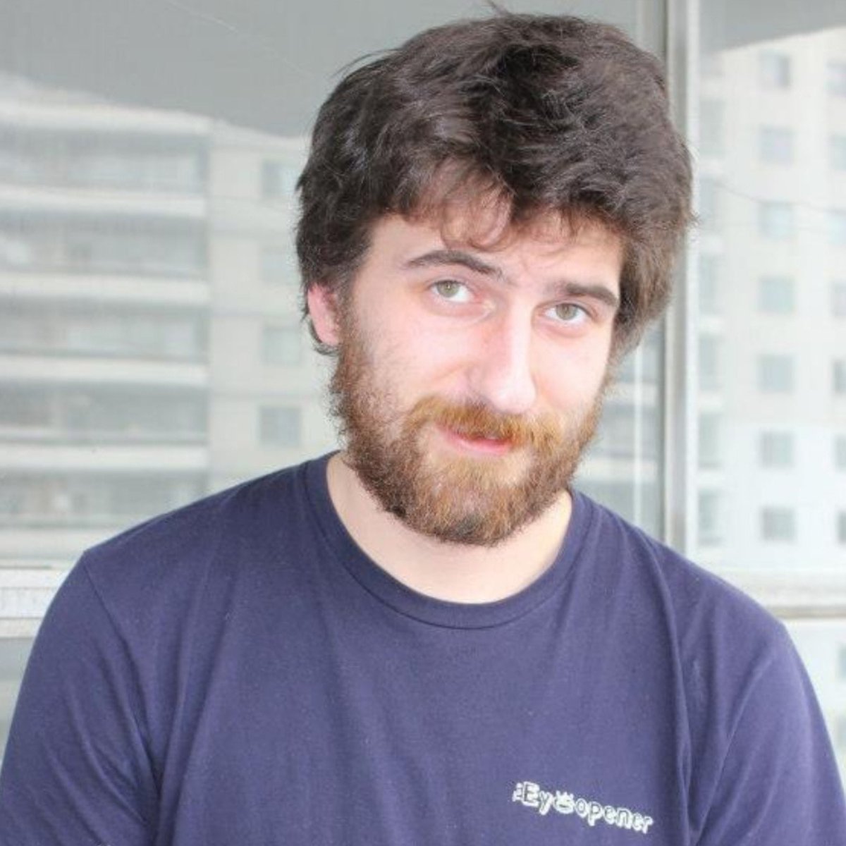canindependent's tweet image. 33-year-old Canadian MSM journalist who heavily promoted the Covid-19 vaccine, advocated for vaccine passports, and the firing of those who refused the jab has died after being hospitalized and “declared neurologically dead.”
Ian Vandaelle, a 33-year-old Canadian business…