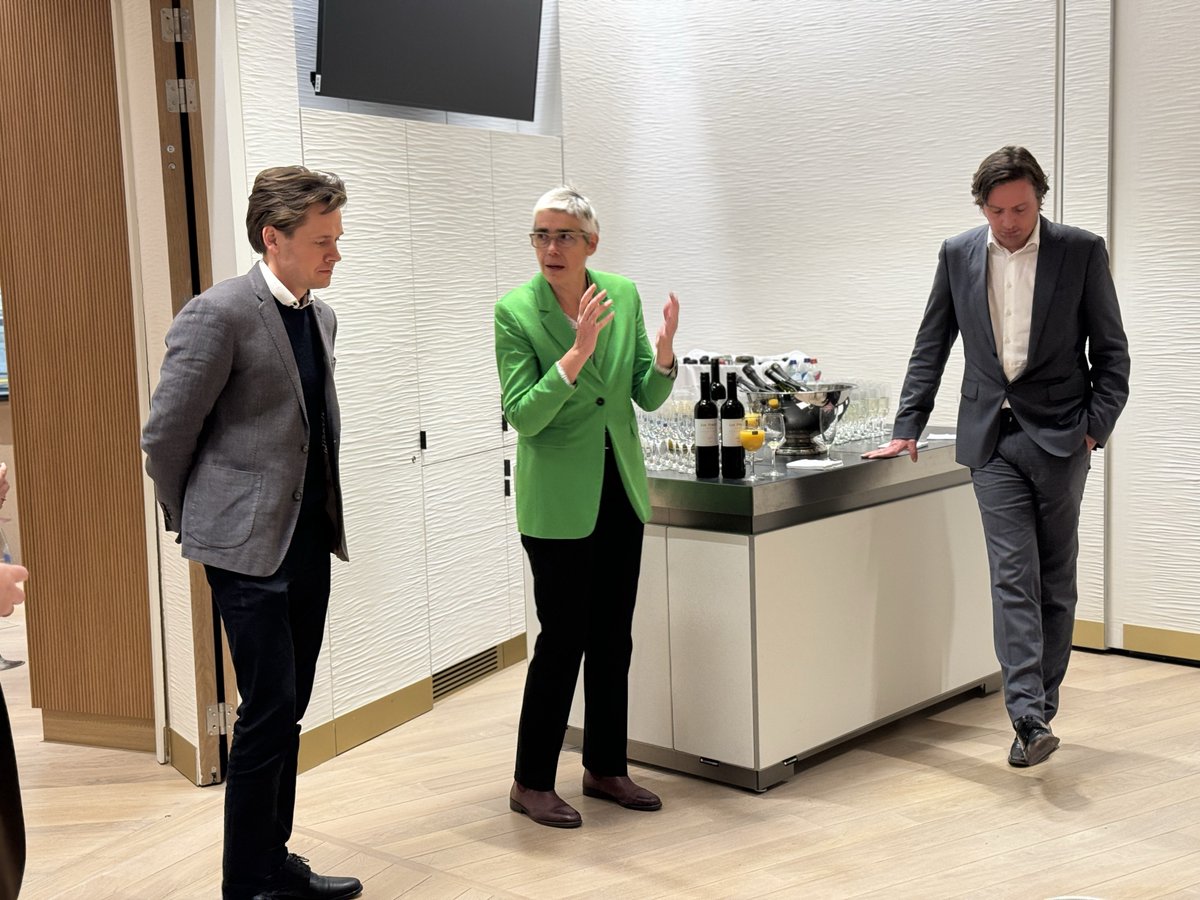 EnerSolutions's tweet image. Highlights from our discussions:
🟢 #collaboration between 🇪🇺 and businesses is key to secure the path to #EnergyTransition
🟢 There’s a need to share positive stories of #ClimateAction to citizens in #Elections2024
Thank you @NielsFuglsang @JuttaPaulusRLP @DanielMesEU @EquinorEU