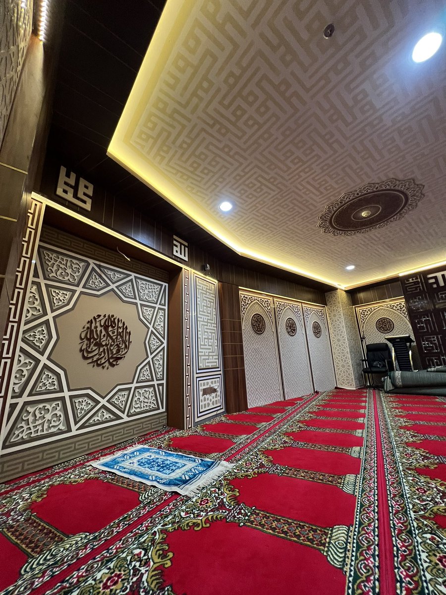 fathcalligraphy's tweet photo. Terima kasih Pak Direksi dan Pak Divisi atas amanahnya ; revitalisasi dan redesain Masjid Baitul Mughni Mandiri Taspen Cikini DKI Jakarta (corporate/company project) see the details at our IG page @fathcalligraphydecor https://t.co/oDzBVFpU59