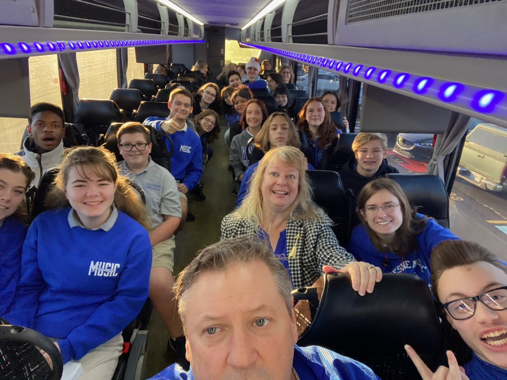 DHS Performing Arts tweet media