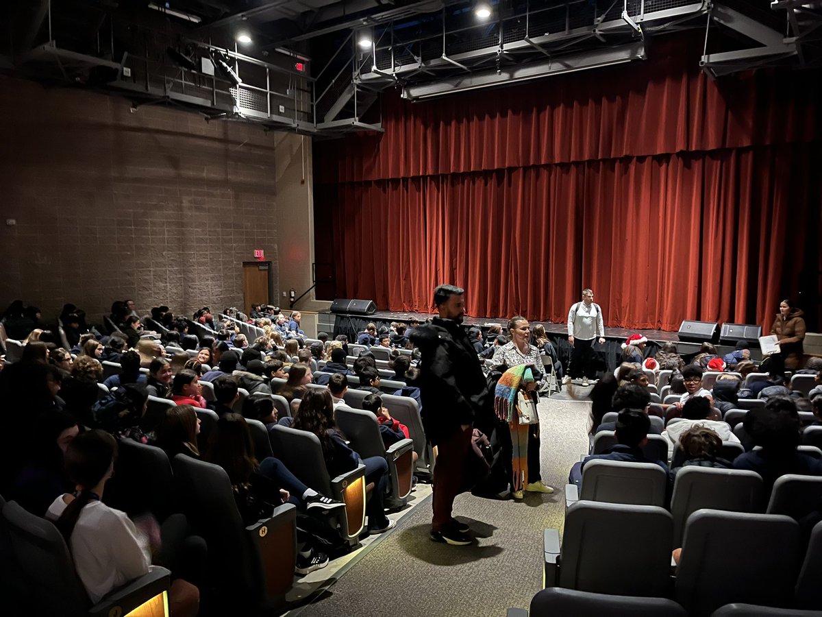 Erin Thomas tweet media