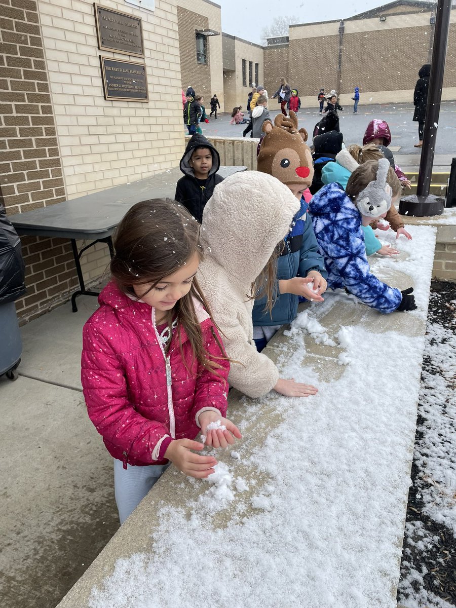 Mary D Lang K Center tweet media