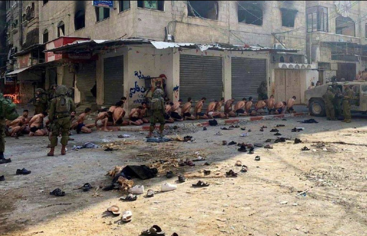 ShaykhSulaiman's tweet image. BREAKING: ISRAELI FORCES ARREST PALESTINIANS

THEY LOOK LIKE CIVILIANS

They were taking refuge in a UN school

Palestinian authorities confirm they are civilians 

Israel claim they are members of Hamas.