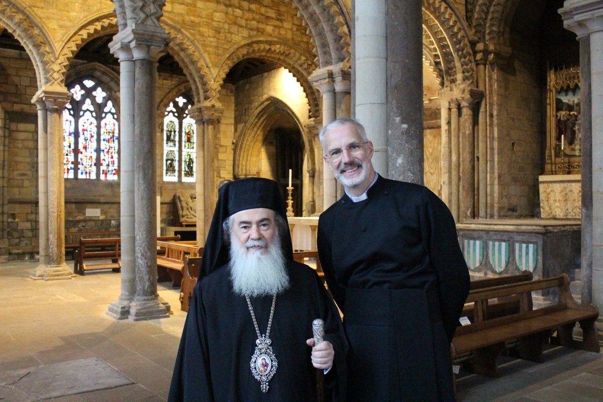 He met with the Bishop of Durham, @BishopPaulB and the Dean of Durham, Very Reverend @philipplyming, where they visited Bede's Shrine, the Refectory Library and the Great Kitchen. They prayed for peace in the Holy Land in the Galilee Chapel.