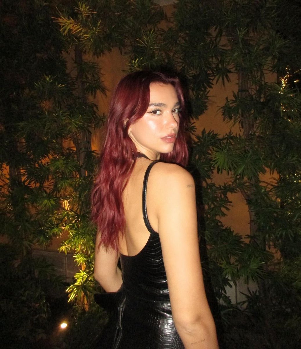 DUA LIPA tweet media