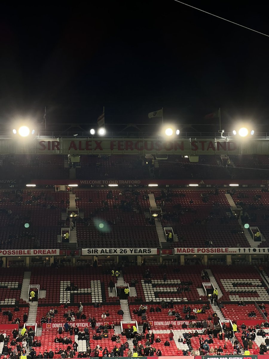 k_HH95's tweet photo. @ManUtd 🫶🏻🫶🏻🫶🏻♥️♥️ وتحقق الحلم https://t.co/jwOmqsAqux