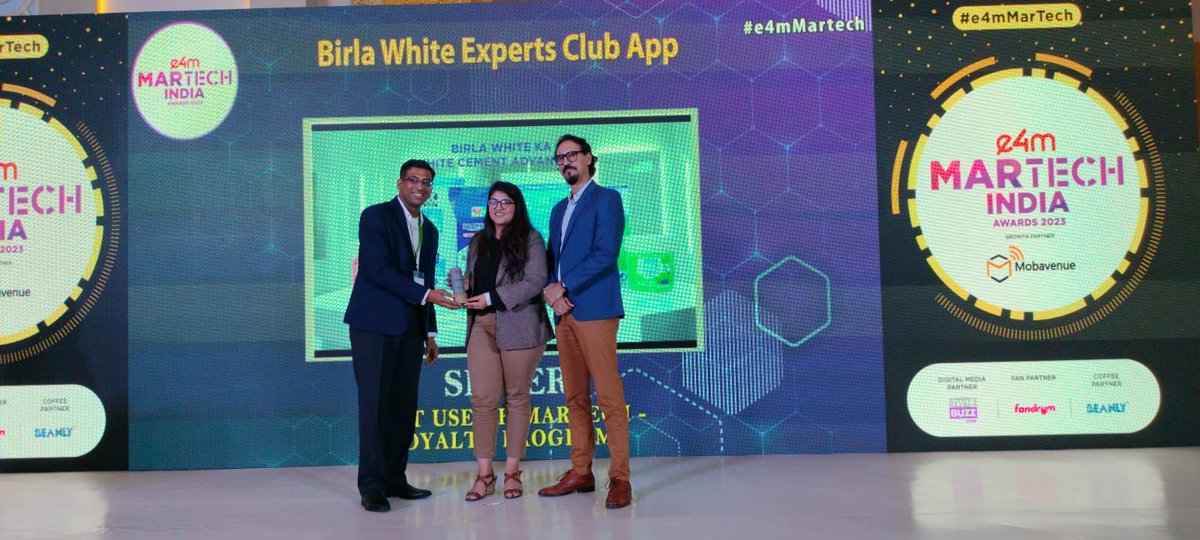 e4m Live tweet media