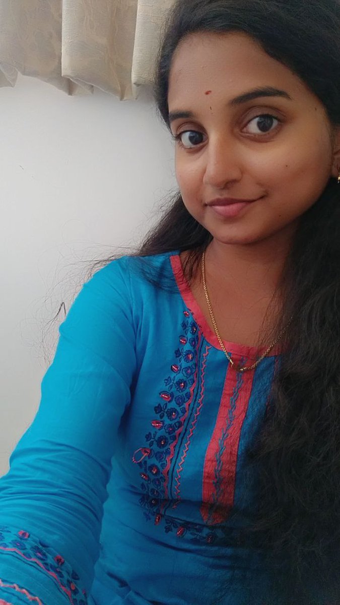 Pavitra Aunty tweet media