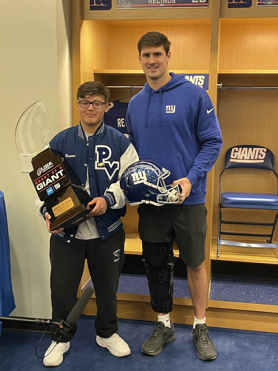 Dr. Jeremy Luft (@jluft1) on Twitter photo I could not be more proud of this kid! Dedication, Perseverance, and The Heart of a Giant!!! Congratulations Eduardo Recinos, the 2023 Heart of a Giant Award Recipient! <a href="/PutnamValleyCSD/">PutnamValleySchools</a> @PutnamValleyAD <a href="/CoachElsasser/">Coach Elsasser</a> I could not be more proud of this kid! Dedication, Perseverance, and The Heart of a Giant!!! Congratulations Eduardo Recinos, the 2023 Heart of a Giant Award Recipient! <a href="/PutnamValleyCSD/">PutnamValleySchools</a> @PutnamValleyAD <a href="/CoachElsasser/">Coach Elsasser</a>