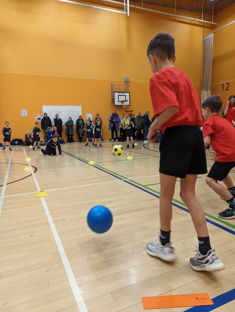 LIVE ACTION from tonight's Boys Y3/4 Dodgeball event!