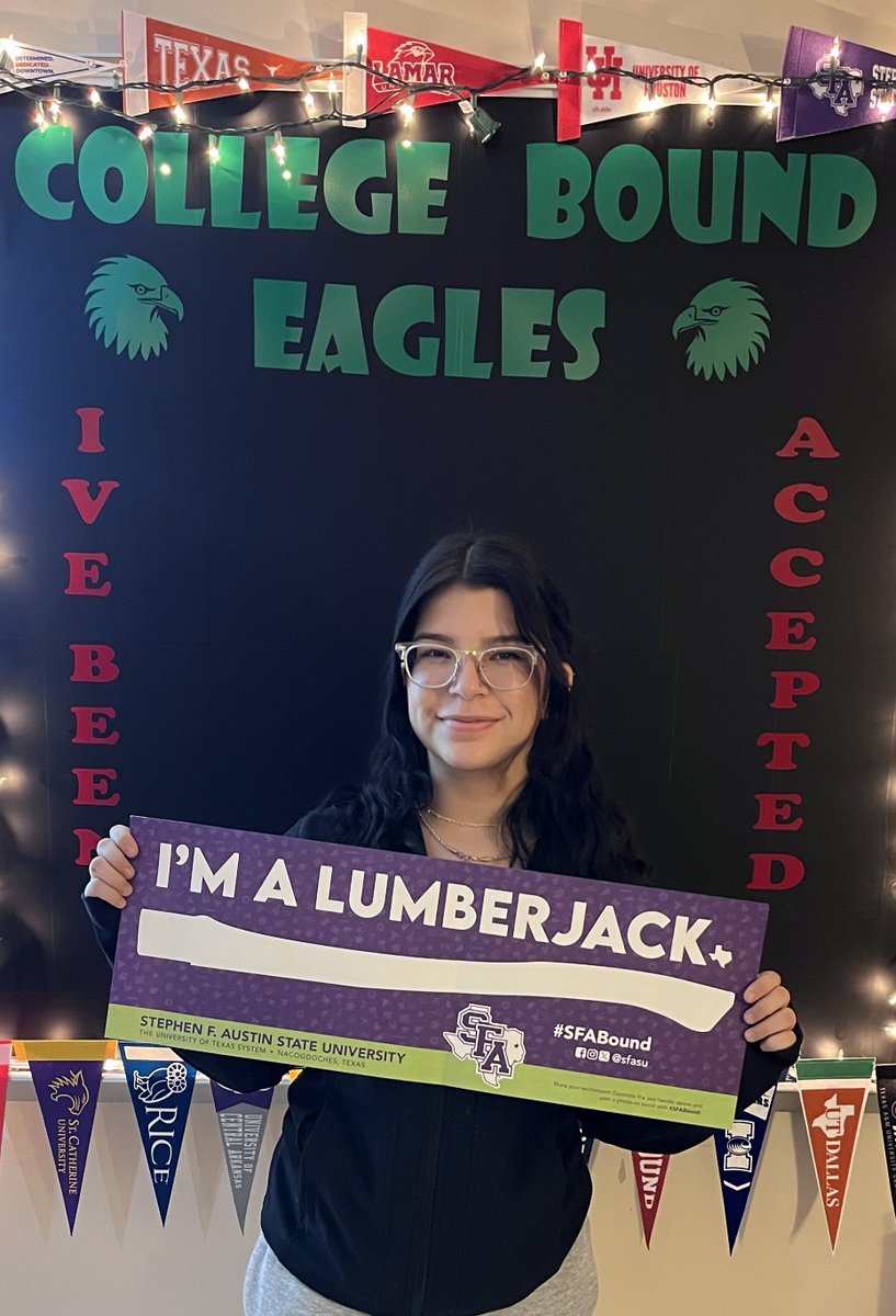 PHS College Room tweet media