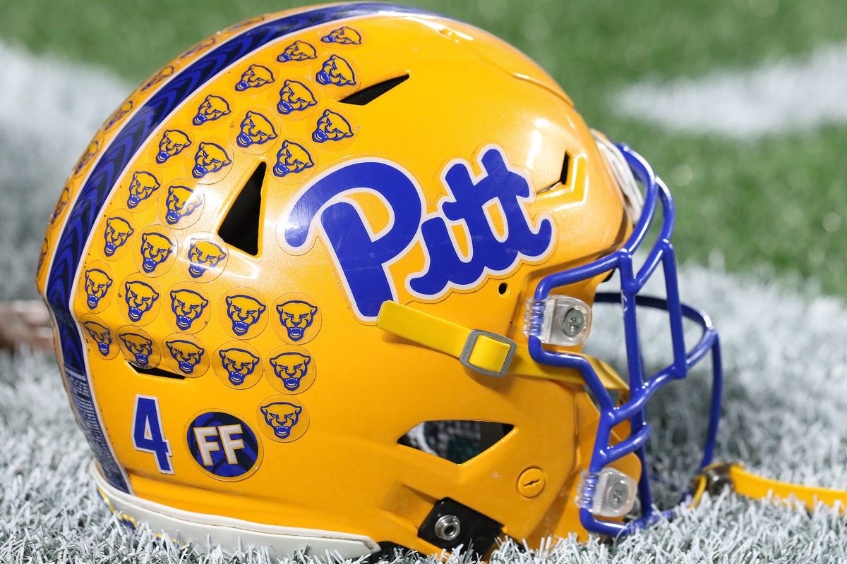 After a great conversation with @coachcsanders I am blessed to receive my first offer from the University of Pittsburgh. @CoachDuzzPittFB @CoachGueriera