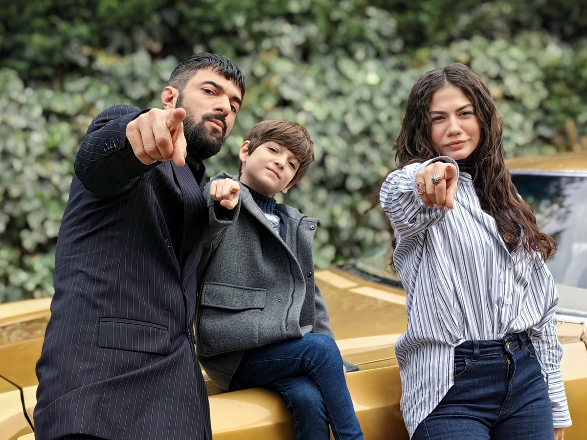 NOW (@nowtvturkiye) on Twitter photo Günümüzü güzelleştirecek fotoğraf geldi. ♥️💌
#AdımFarah yeni bölümüyle Cumartesi 20.00’de FOX’ta. ✨ <a href="/adimfarahdizi/">Adım Farah</a> Günümüzü güzelleştirecek fotoğraf geldi. ♥️💌
#AdımFarah yeni bölümüyle Cumartesi 20.00’de FOX’ta. ✨ <a href="/adimfarahdizi/">Adım Farah</a>