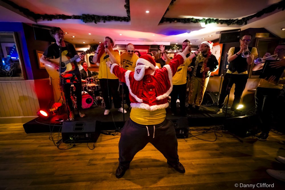 electricbrolly's tweet image. We had an amazing night @HardRock, launching “Kindness Isn’t Just For Christmas” &amp;amp; marking our 10th Anniversary. It felt very special to share the celebrations with people who are such an important part of our journey. Thanks to all @hardrockhotels for hosting us.