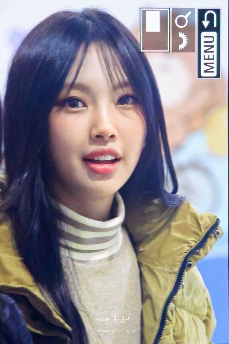 hyeinsday's tweet photo. my baby https://t.co/lA1SQZbqA6