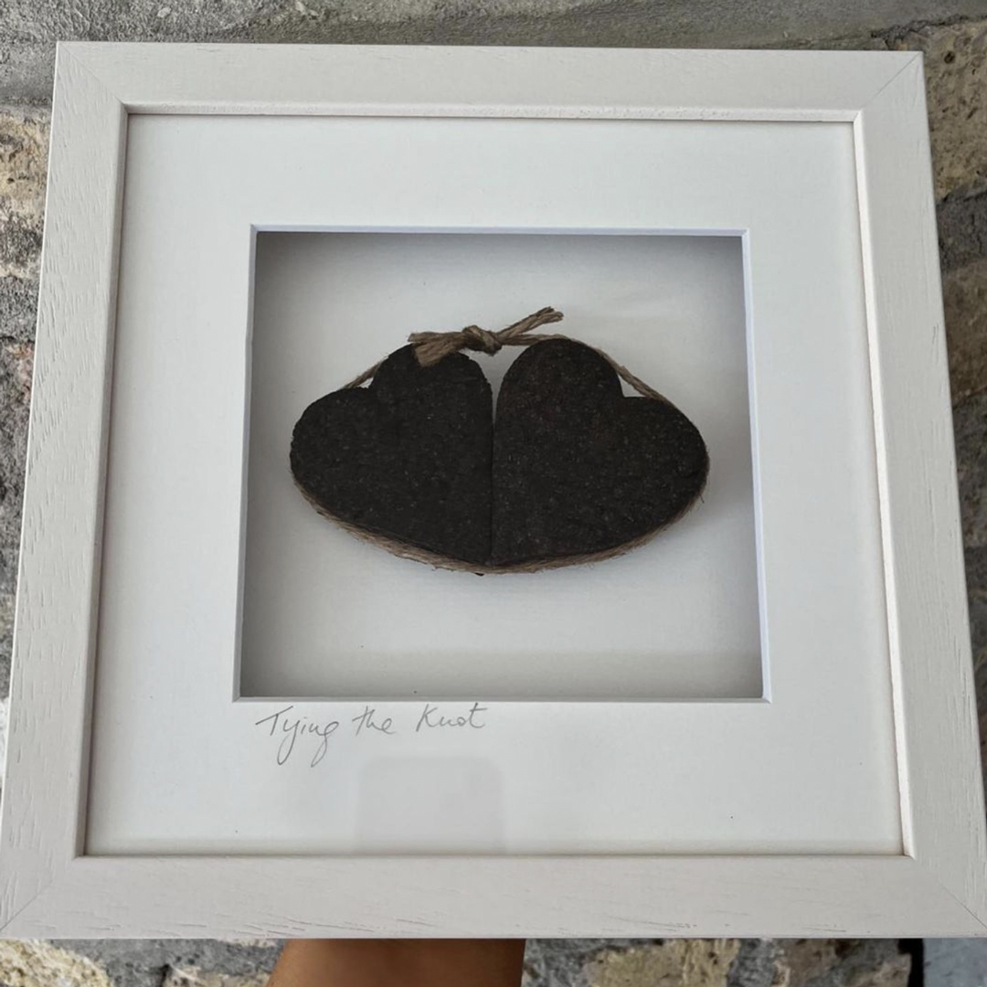 Bog Buddies are a family run business based in the Midlands. They creates beautiful Irish gifts, handmade in Ireland from real Irish Bog. A truly unique gift with grá for loved ones who live away from home this Christmas 🎄 #giftswithgrá