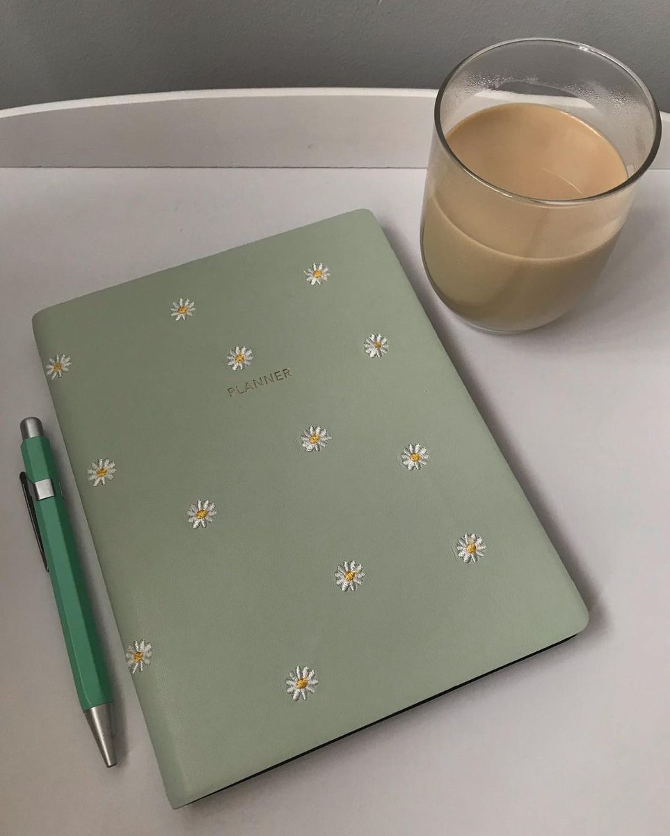 nono2_99's tweet photo. Success is not final, failure is not fatal: it is the courage to continue that counts
#PlannerLove #PlannerGoals #OrganizedLife #thursdayvibes #ThursdayThoughts #ThursdayMood https://t.co/27qDWalJod