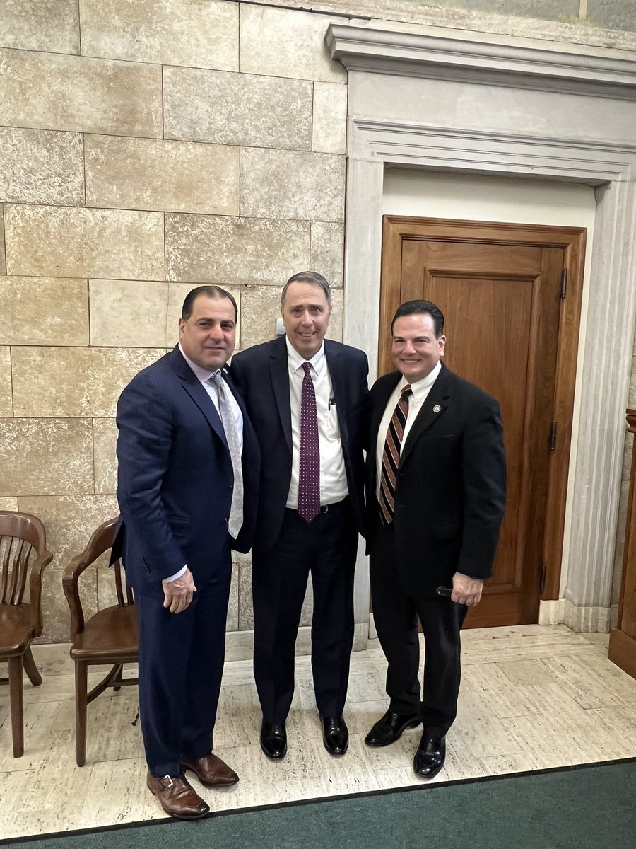 Honored to serve on Judiciary committee for last 20 years. Today we reappointed 19 Superior Court Judges and confirmed multiple new judges. Three Bergen vicinage judges confirmed. Pictured with John O’Dwyer Civil Presiding for his reappoint @SenPresScutari @bergencountynj