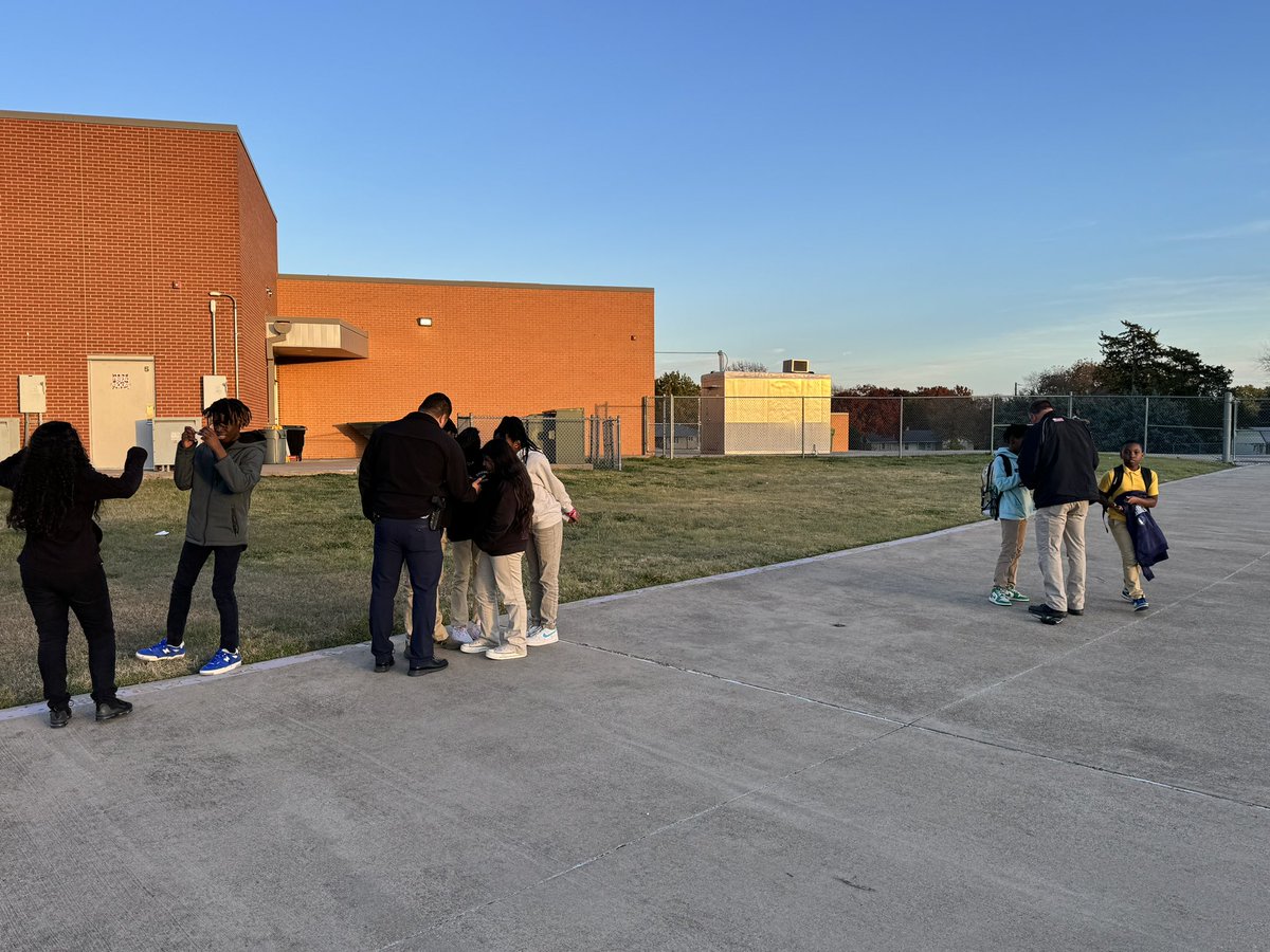 Edwaurdo King (@mrking_cte) on Twitter photo It’s was a GREAT day to fly a drone here <a href="/RubyYoungPSA/">Ruby Young</a> alongside <a href="/DeSotoPD/">DeSoto Police Department</a> .Class 003 graduation will be on Monday, December 18, 2023 at 4:30pm. <a href="/desotoisdeagles/">DeSoto ISD</a> <a href="/DeSotoISDCTE/">DeSoto ISD Career & Technical Education/CCMR</a> It’s was a GREAT day to fly a drone here <a href="/RubyYoungPSA/">Ruby Young</a> alongside <a href="/DeSotoPD/">DeSoto Police Department</a> .Class 003 graduation will be on Monday, December 18, 2023 at 4:30pm. <a href="/desotoisdeagles/">DeSoto ISD</a> <a href="/DeSotoISDCTE/">DeSoto ISD Career & Technical Education/CCMR</a>