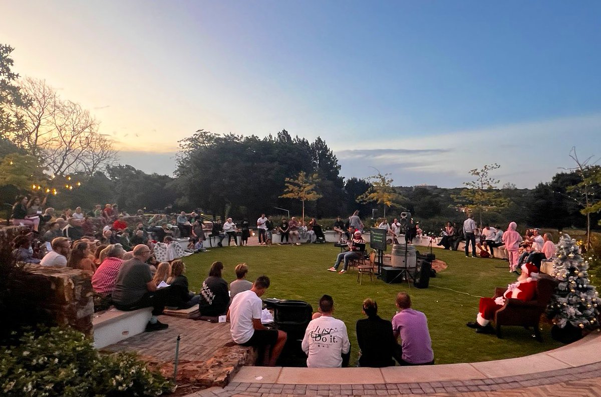 Royal Johannesburg (@royal_jhb_golf) on Twitter photo A perfect evening for Jolly good carols at the Old Oak 🕯️ 🎶 🎄<a href="/Royal_JHB_Golf/">Royal Johannesburg</a> <a href="/normangoodfello/">Norman Goodfellows</a> <a href="/dannicholl/">Dan Nicholl</a> A perfect evening for Jolly good carols at the Old Oak 🕯️ 🎶 🎄<a href="/Royal_JHB_Golf/">Royal Johannesburg</a> <a href="/normangoodfello/">Norman Goodfellows</a> <a href="/dannicholl/">Dan Nicholl</a>